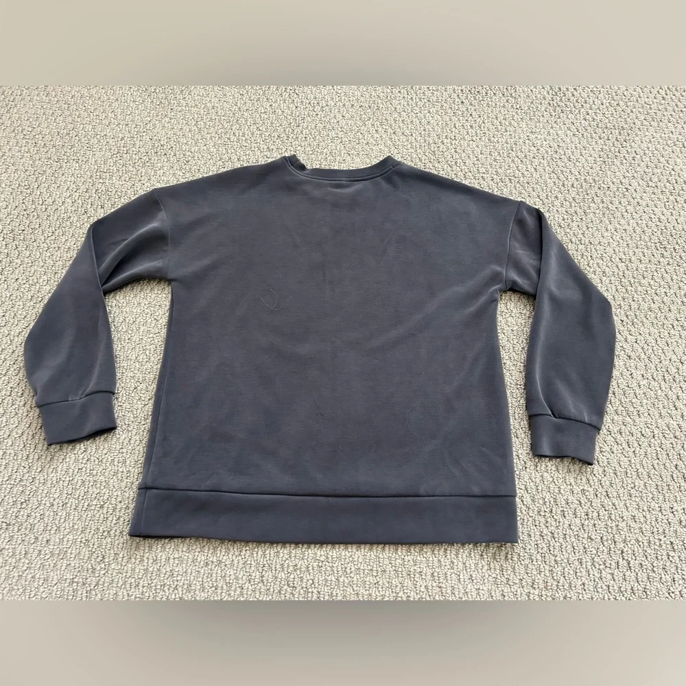 LazyPants Women's Long Sleeve Luxe Crewneck Pullover
Charcoal
Size Small - Picture 5 of 7